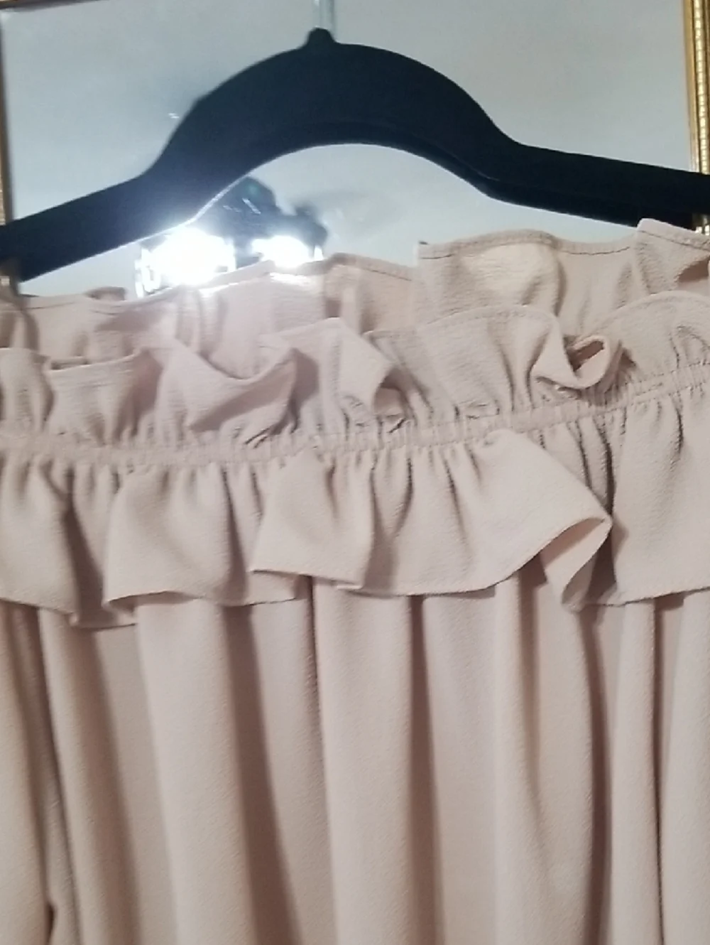 VICI Cream Off-Shoulder Ruffle Top - Picture 4 of 4